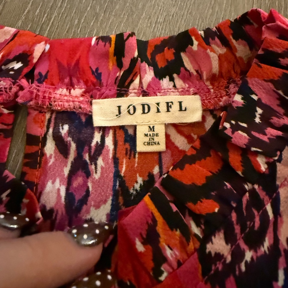 JODIFL Red and Pink Patterned Blouse - Picture 4 of 4